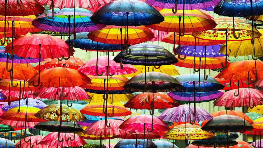 彩色雨伞绘画高清壁纸图片 3840x2160