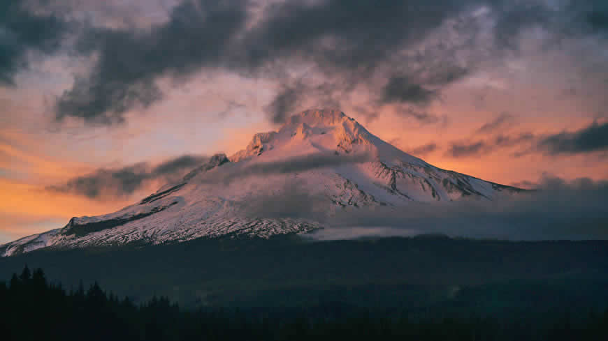 日落 夕阳 山峰 乌云高清壁纸图片 7680x4320