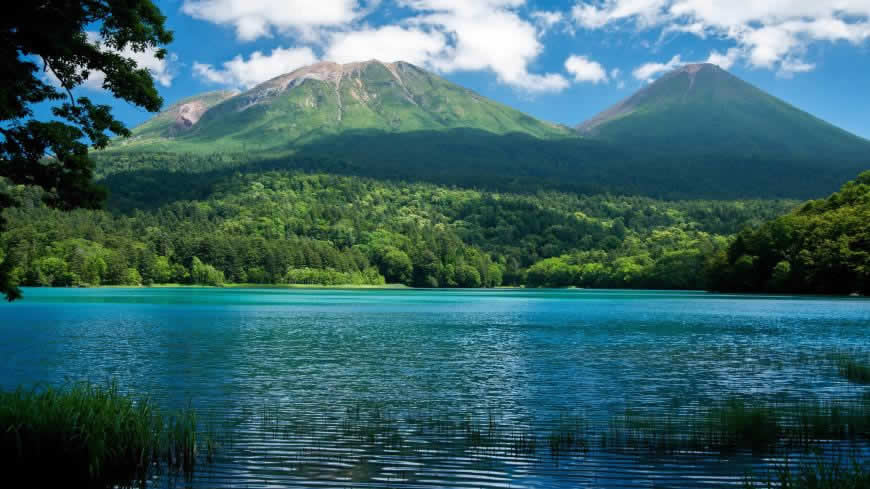 蓝天 高山 森林 湖泊高清壁纸图片 3840x2160