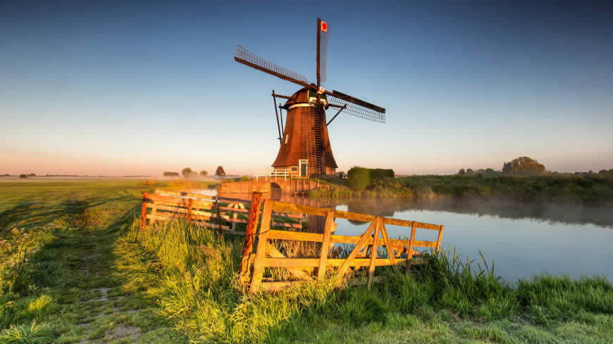 荷兰小孩堤防风车高清壁纸图片 3840x2160