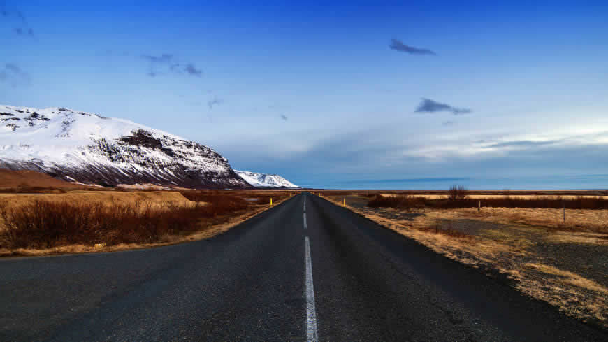 冰岛公路风景高清壁纸图片 3840x2160