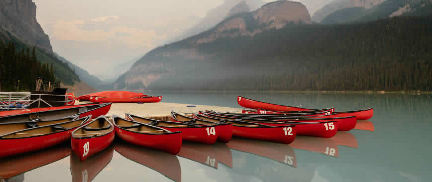 加拿大班芙国家公园露易斯湖风景高清壁纸图片 5120x2160