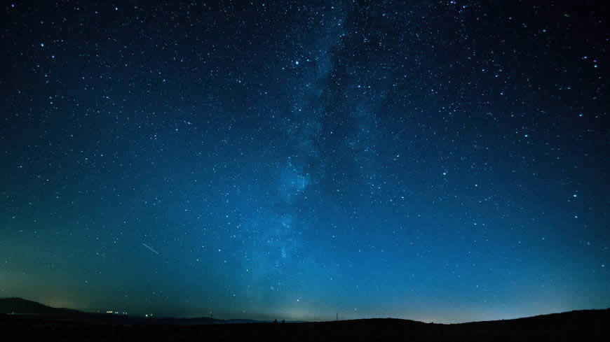 夜晚星空高清壁纸图片 5120x2880