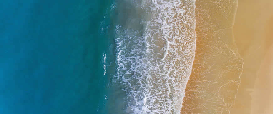 沙滩海浪鸟瞰图高清壁纸图片 3440x1440