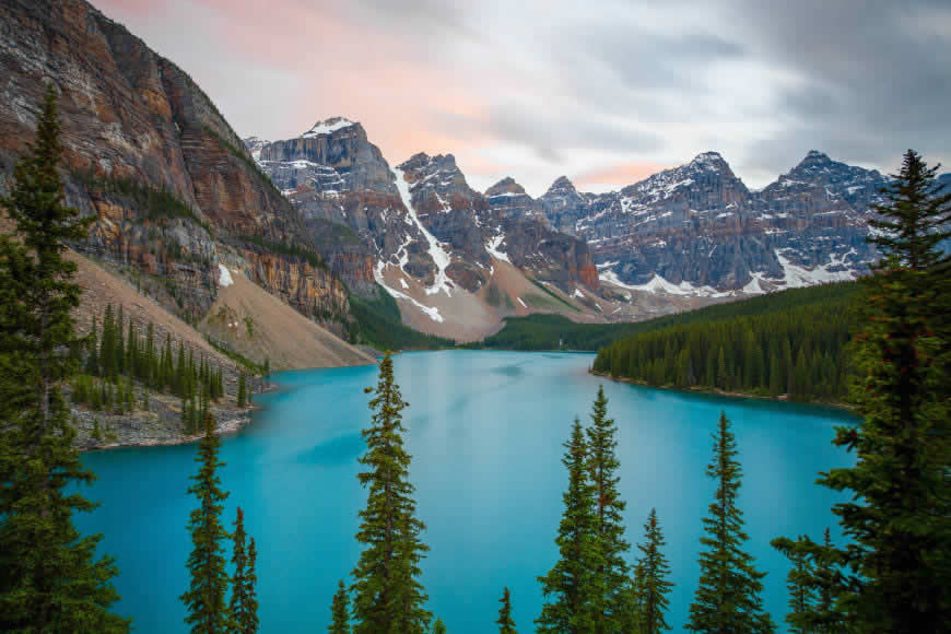 加拿大班夫国家公园梦莲湖高清壁纸图片 3000x2000