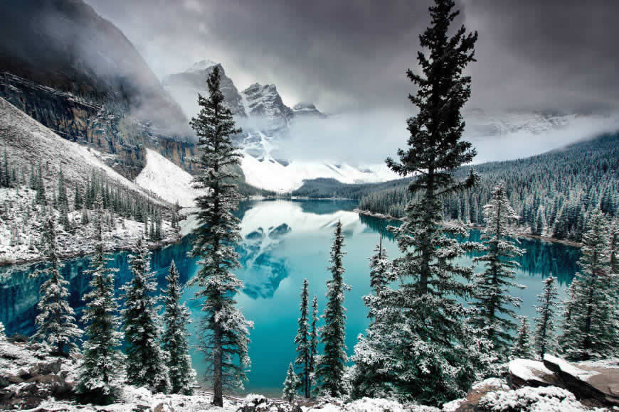 加拿大班夫国家公园梦莲湖冬天雪景高清壁纸图片 3000x2000