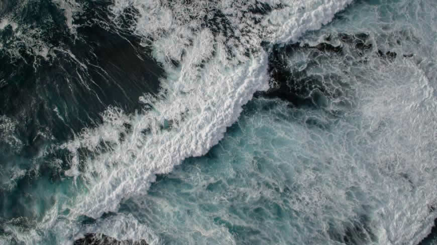 汹涌的海浪高清壁纸图片 1920x1080
