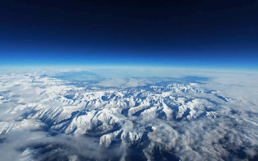 比利牛斯山脉山顶俯瞰高清壁纸图片 1920x1200