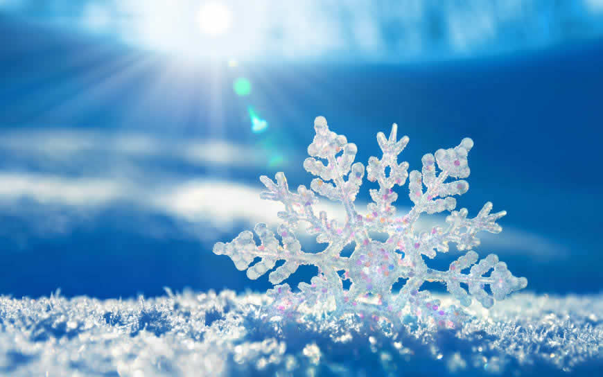 冬天的雪花和阳光高清壁纸图片 3840x2400