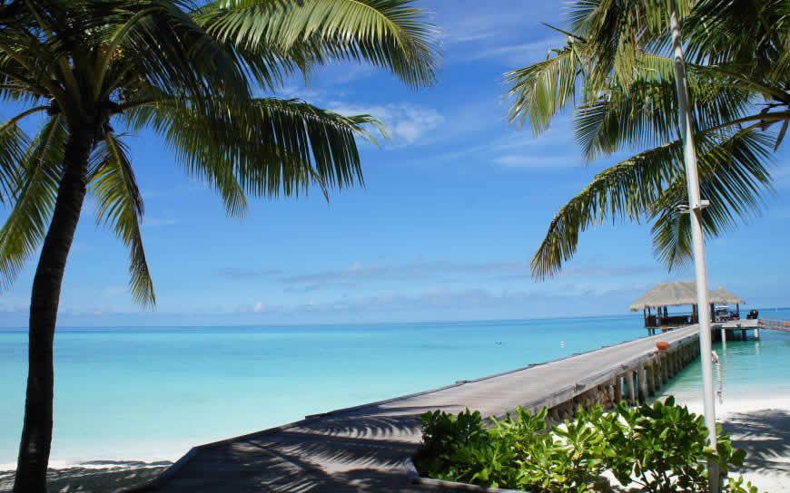 马尔代夫热带海滩风景高清壁纸图片 3840x2400