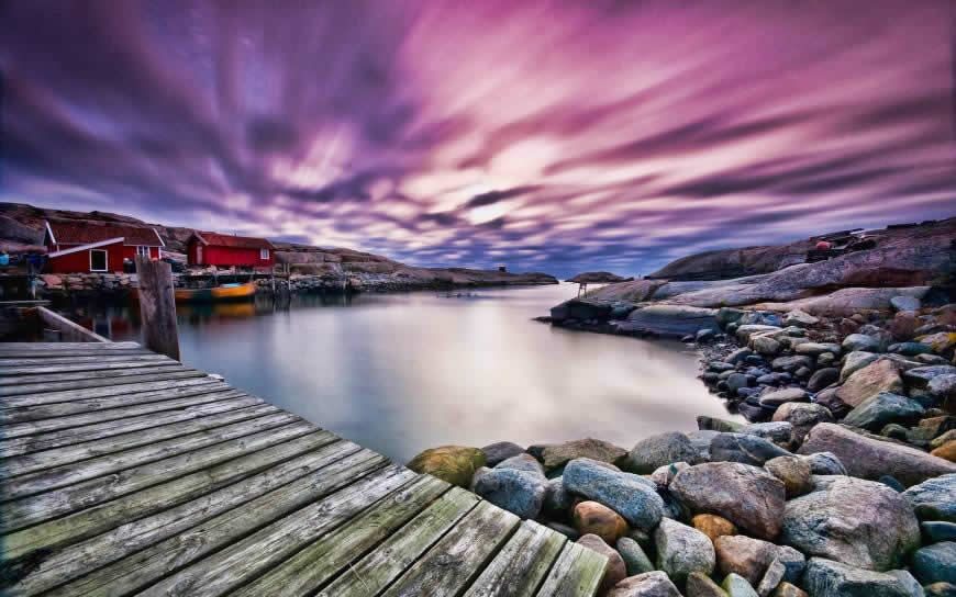石头天空风景高清壁纸图片 1680x1050