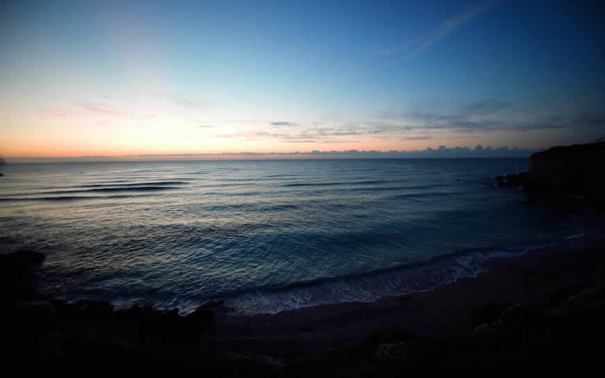 傍晚的海边风景高清壁纸图片 2560x1600