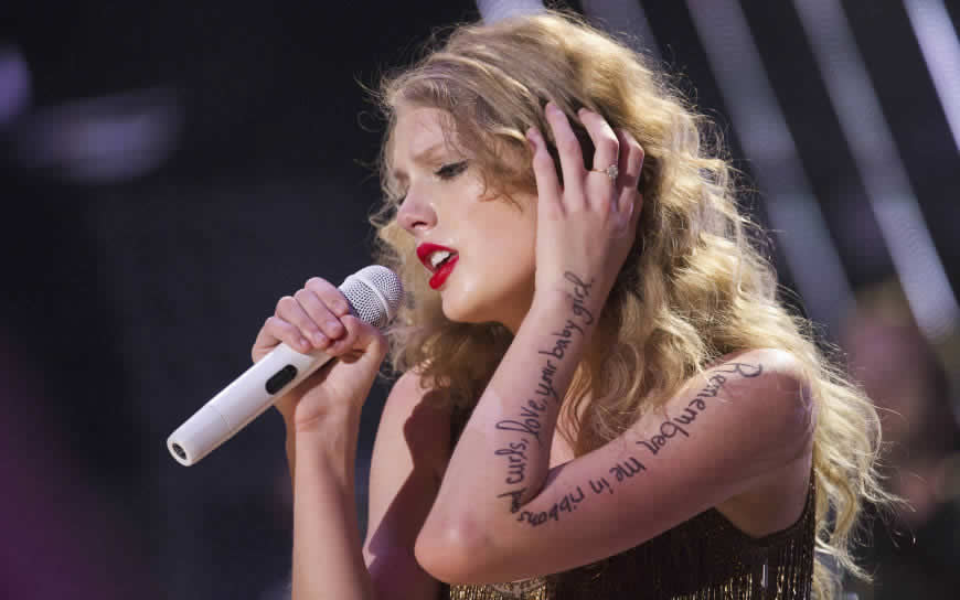 泰勒·斯威夫特(Taylor Swift)高清壁纸图片 2880x1800