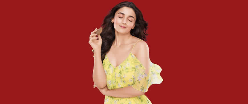 阿莉雅·布哈特(Alia Bhatt)高清壁纸图片 2560x1080