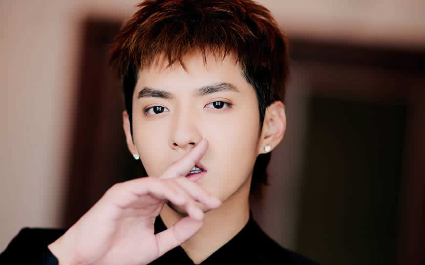 吴亦凡高清壁纸图片  1920x1200
