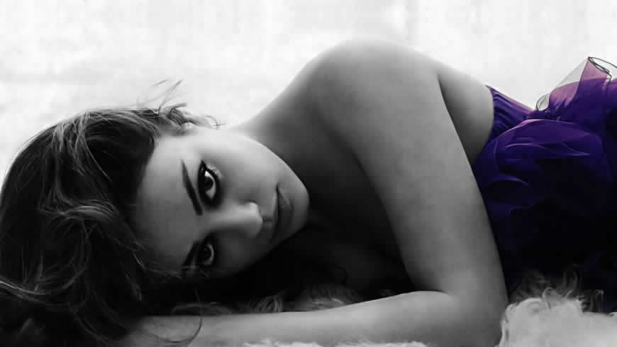 米拉·库尼斯(Mila Kunis)高清壁纸图片 1920x1080