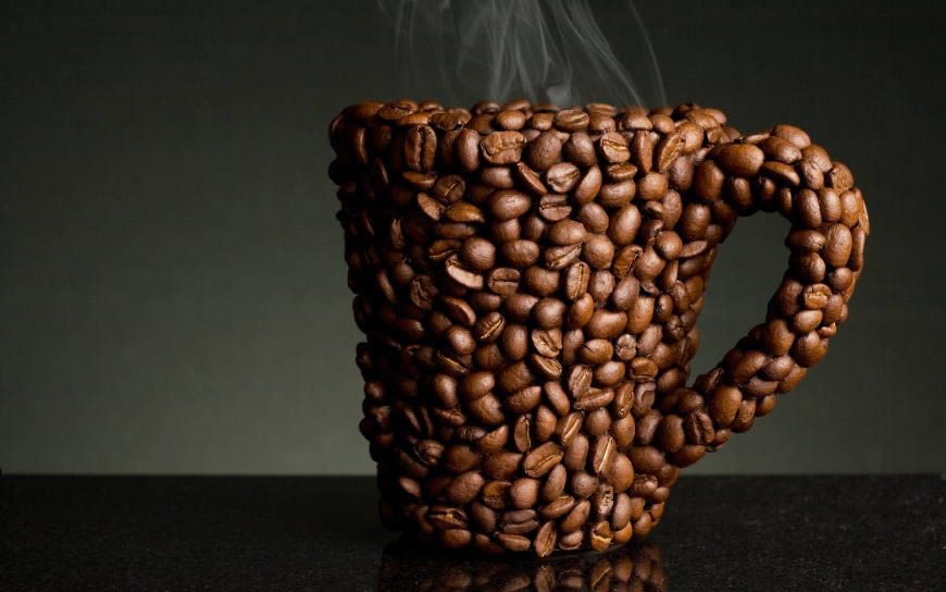 创意咖啡豆杯子高清壁纸图片 2560x1600