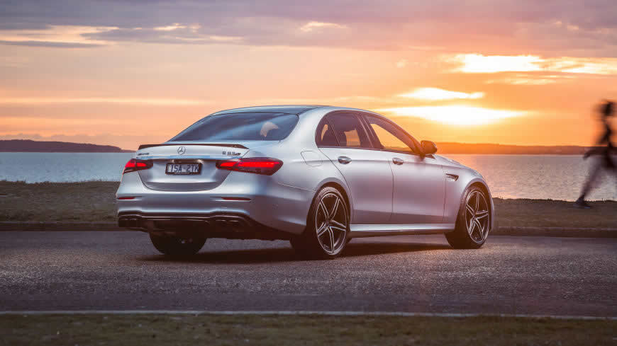 2021款梅赛德斯-AMG E 63 S 4MATIC+高清壁纸图片 3840x2160