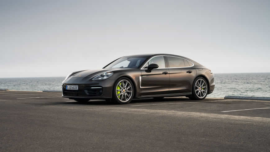 2021款保时捷Panamera 4S E-Hybrid行政版高清壁纸图片 5120x2880