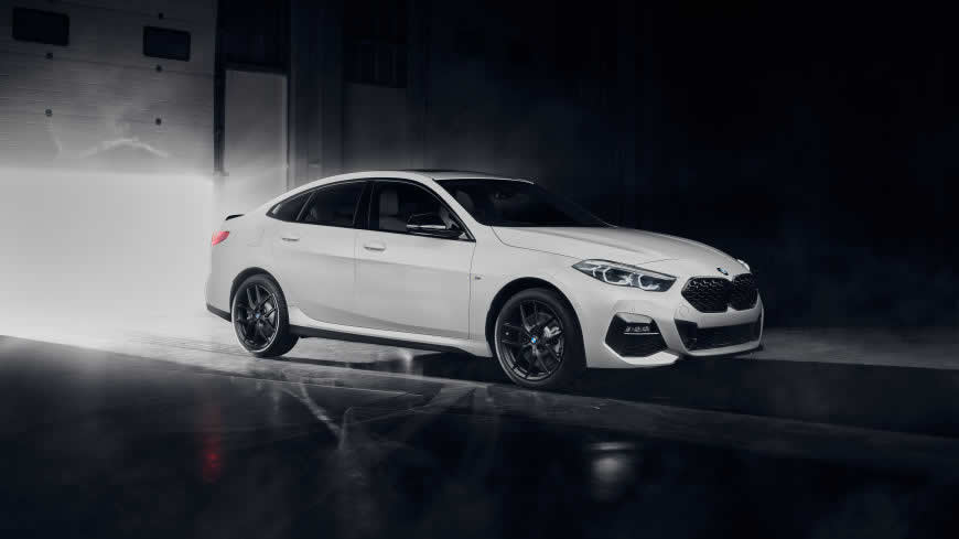 2021款白色宝马220d Gran Coupé M Sport高清壁纸图片 5120x2880
