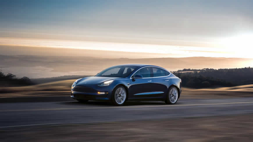 特斯拉Model 3电动汽车高清壁纸图片 3840x2160