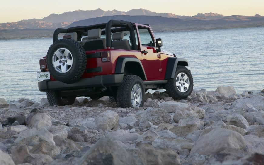 红色Jeep牧马人高清壁纸图片 1920x1200
