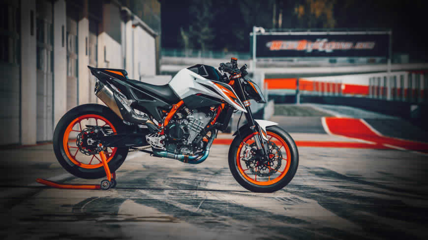 2020款KTM 890 Duke R摩托车高清壁纸图片 5120x2880