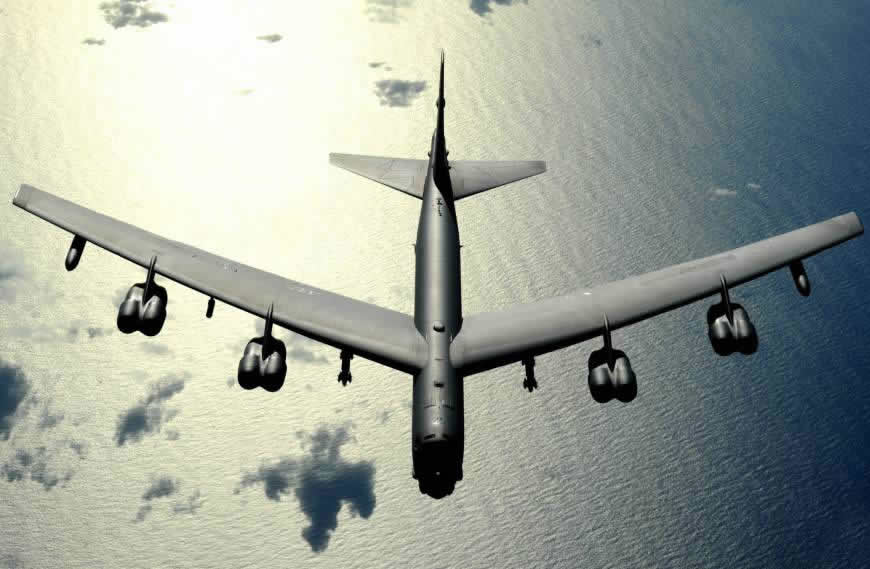 B-52轰炸机高清壁纸图片 2026x1326