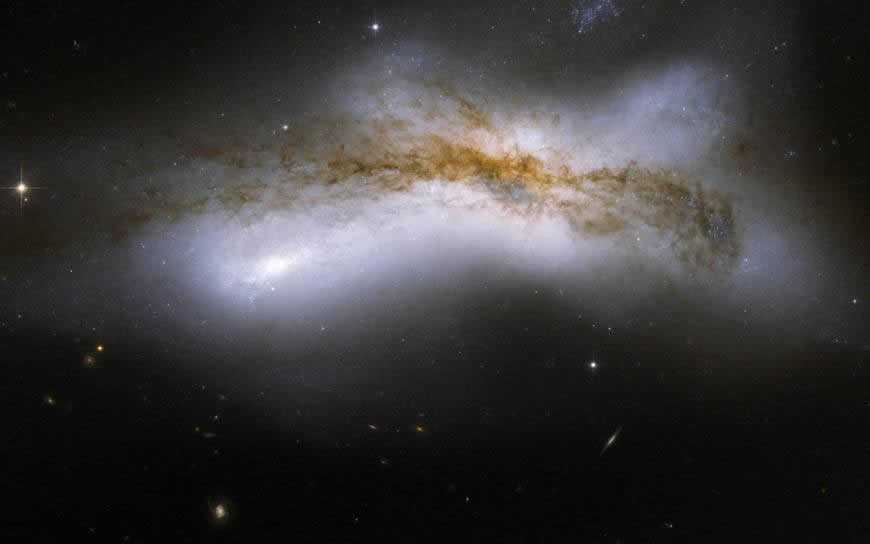触须星系高清壁纸图片 2560x1600