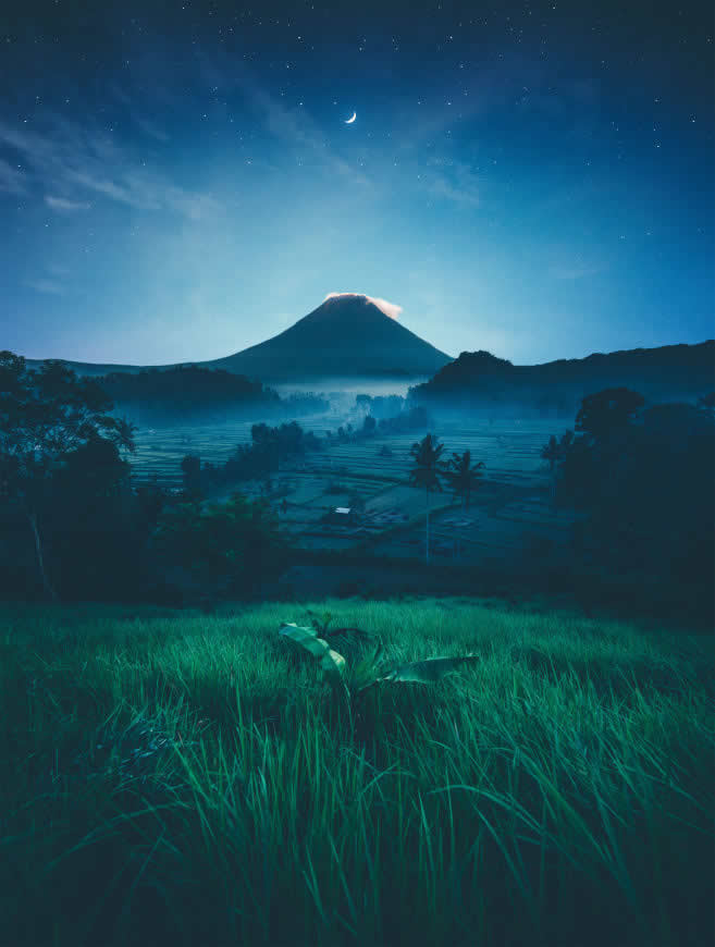 夜晚 田野 山高清壁纸图片 3000x3974