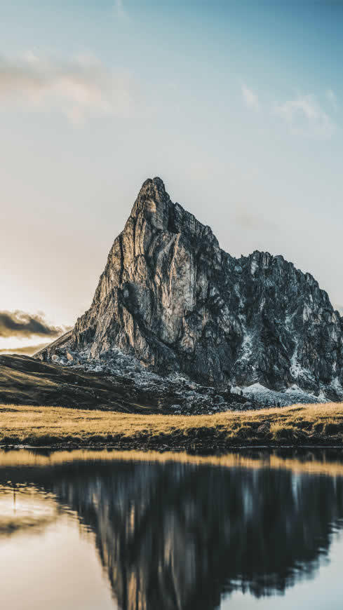 湖泊 高山 倒影高清壁纸图片 2880x5120