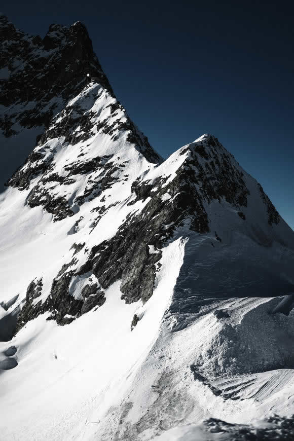 雪山 山峰高清壁纸图片 4160x6240