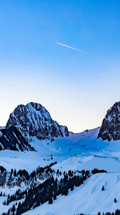 蓝天 雪山高清壁纸图片 2200x3911