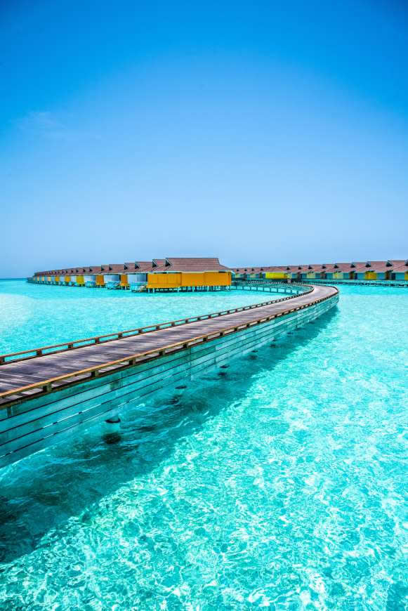 马尔代夫海上度假屋高清壁纸图片 4084x6120