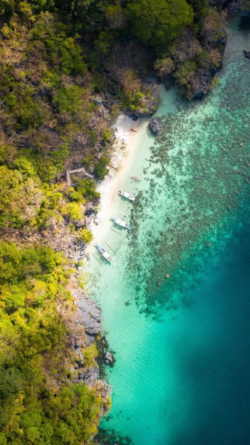 海岸航拍风景高清壁纸图片 2160x3840