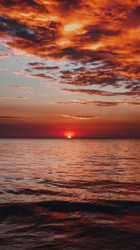 海平面日落风景高清壁纸图片 2160x3840