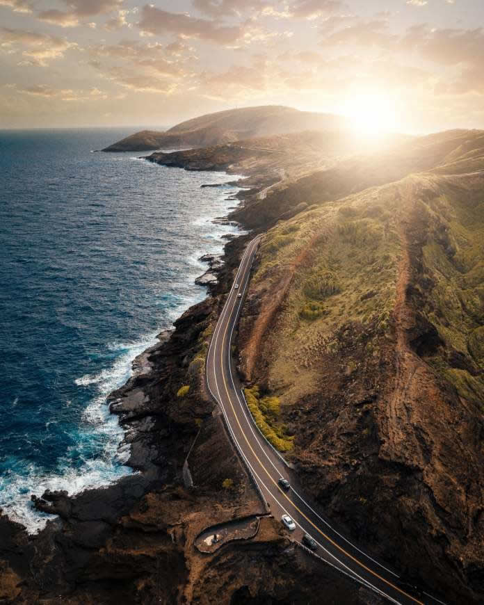 沿海公路风景高清壁纸图片 2992x3740