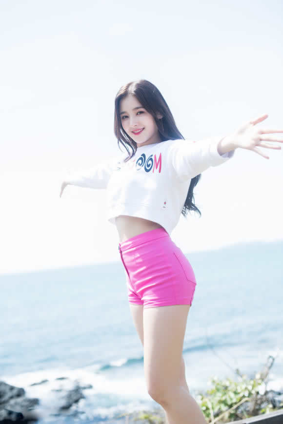 NANCY李承利高清壁纸图片 2000x3000