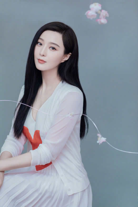 范冰冰高清壁纸图片 4480x6720