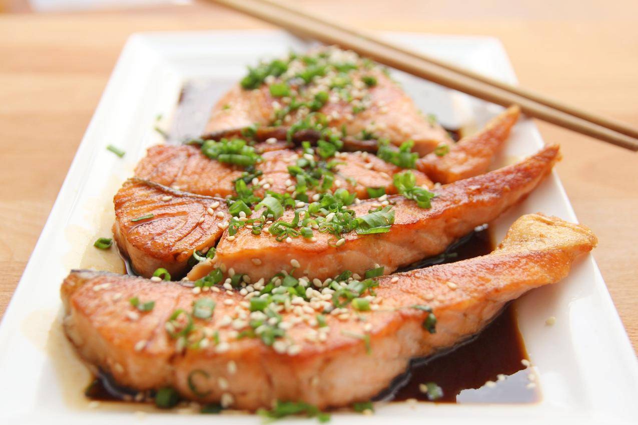 三文鱼,烹饪,4K美食高清图片