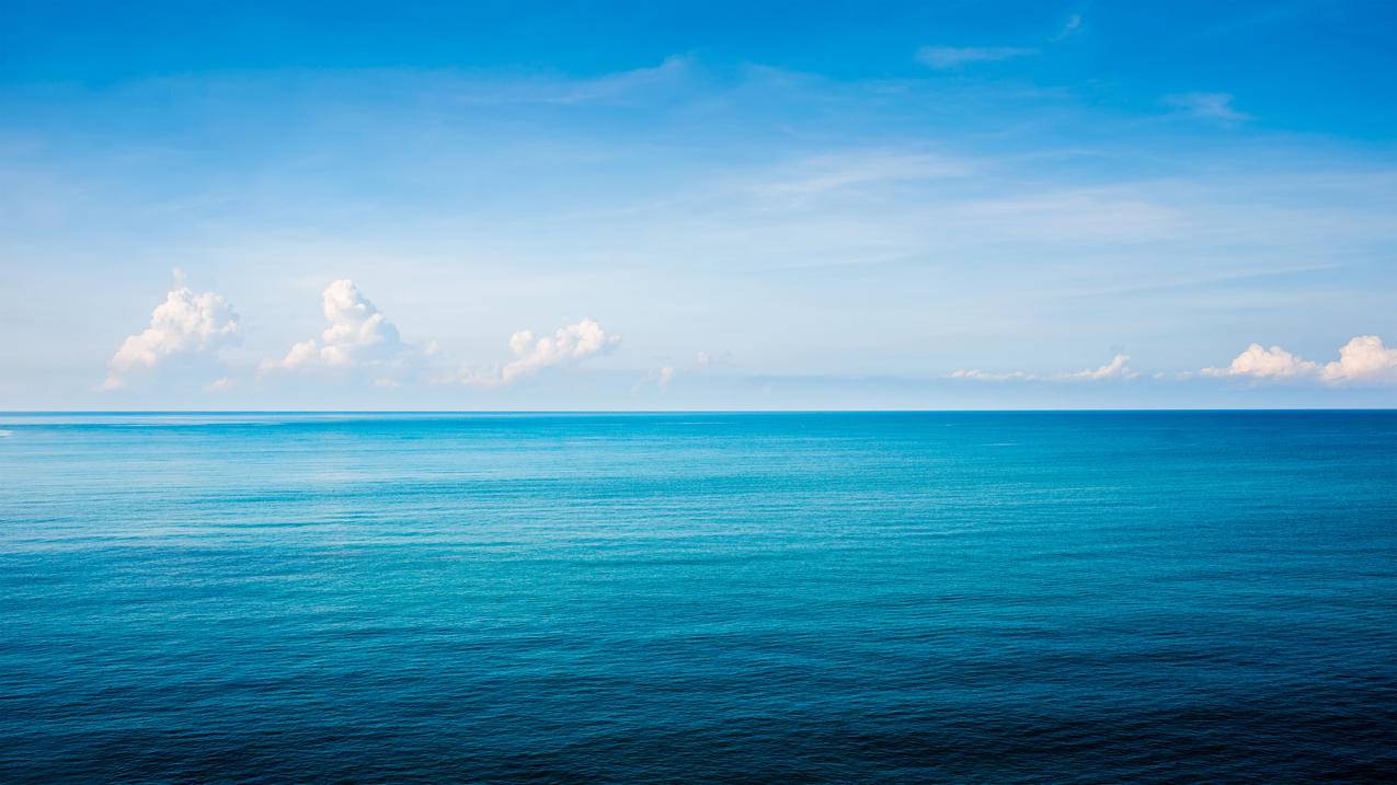 一望无际的大海,碧海蓝天,水天一线,4k风景高清壁纸