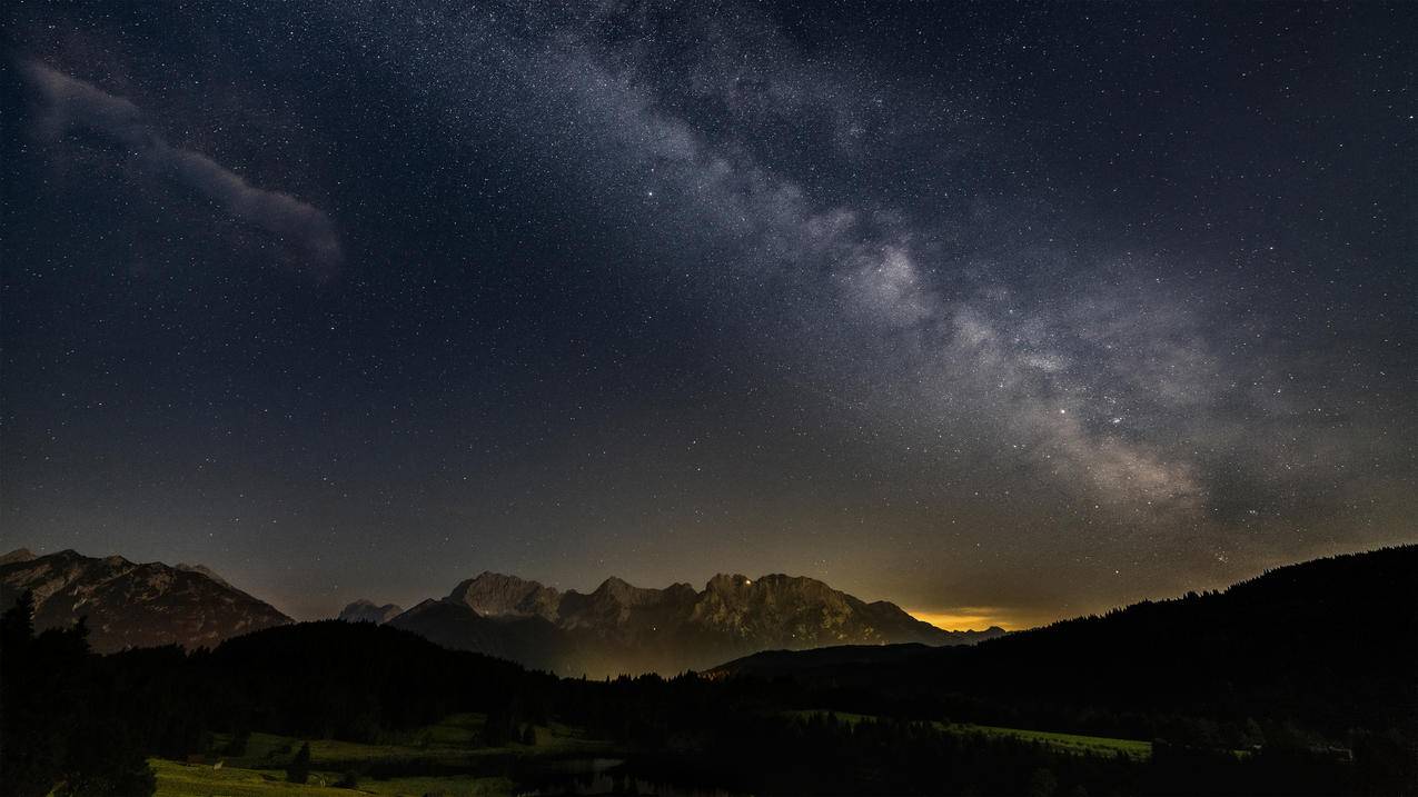 阿尔卑斯山,夜晚,星空风景,4k高清壁纸