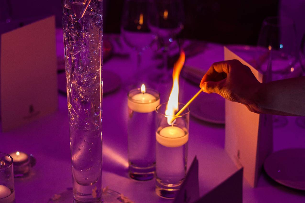 光,餐厅,手,夜cc0可商用图片