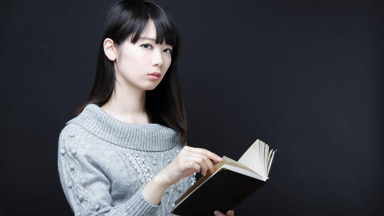 读书,女孩,4K高清美女壁纸