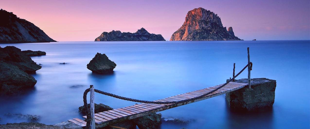 蓝色大海,天空,岩石,平静的海洋,铁索桥,3440x1440壁纸