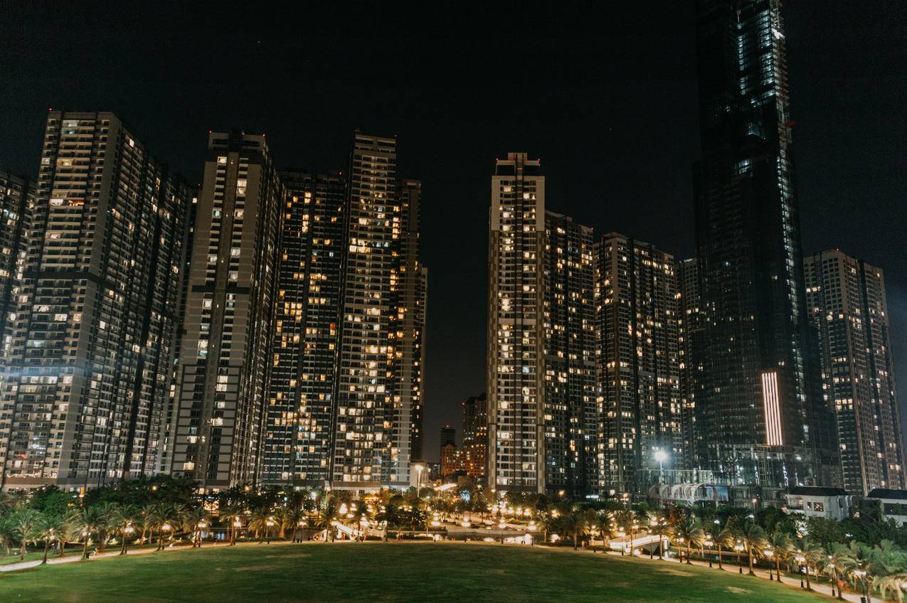 夜间照明的高层建筑