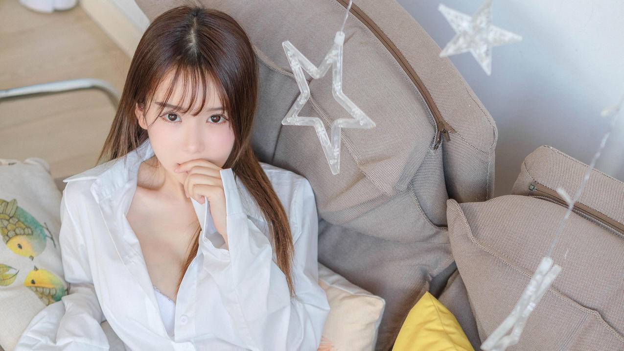 白色衬衫,长发,清纯美女,4K美女壁纸