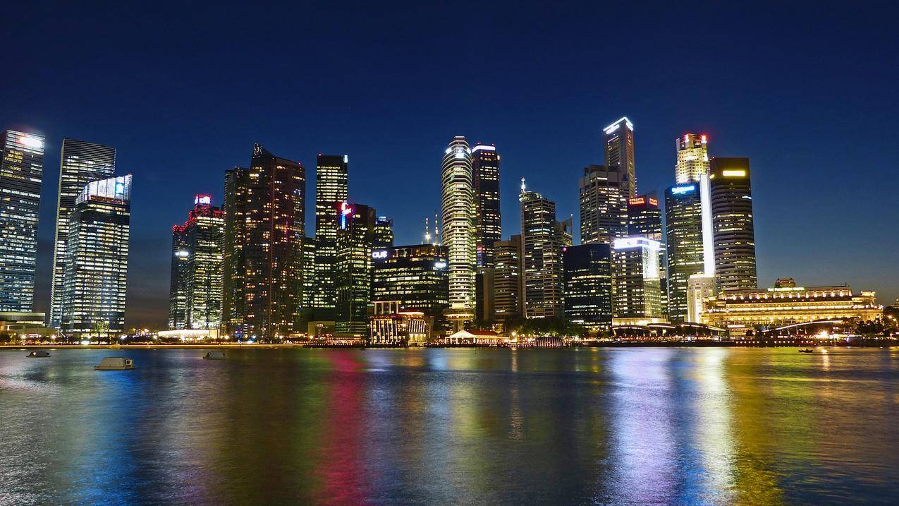 夜间摄影中的城市